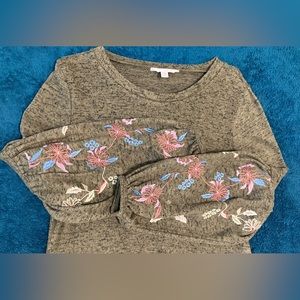 🌺🌸 Time & True Women’s sweater